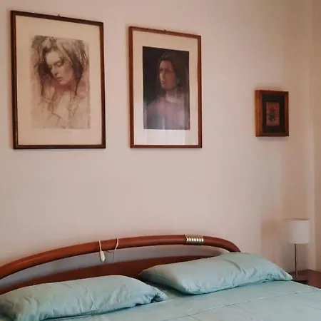 Casa Di Checco Feriehus *