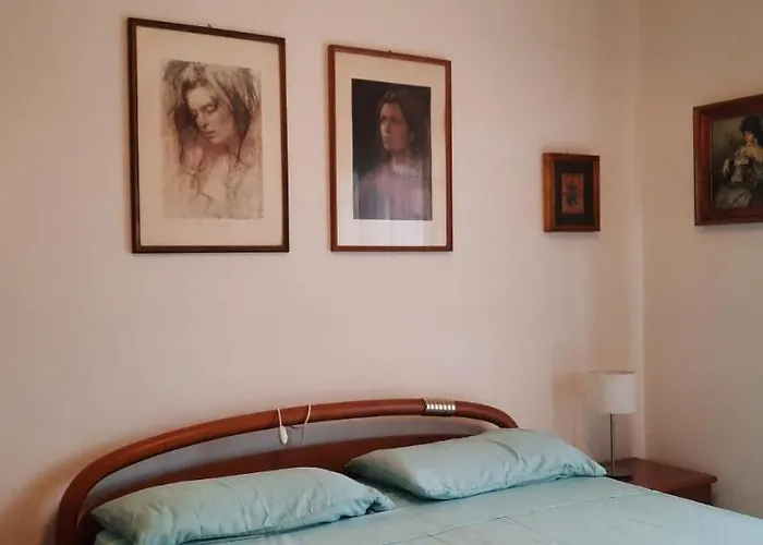 Casa Di Checco Feriehus *